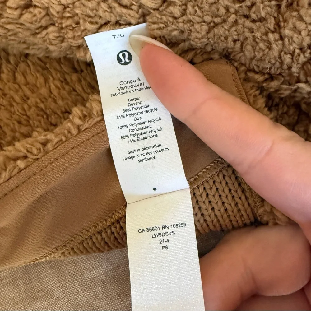 LULULEMON Customizable Snap Skinny Fleece Scarf OS Camel‎ Brown Gorpcore Casual